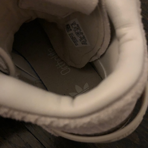 | Adidas original's | Velcro strap | Snake print | - Picture 6 of 6